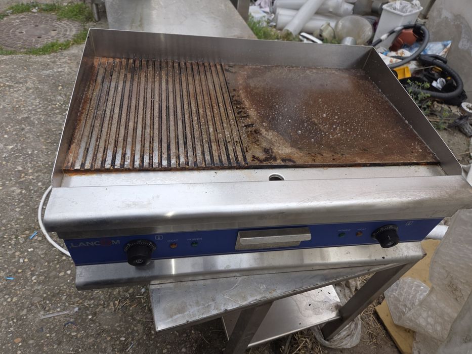 Gratar de banc inox, 2 zone, neted sau striat