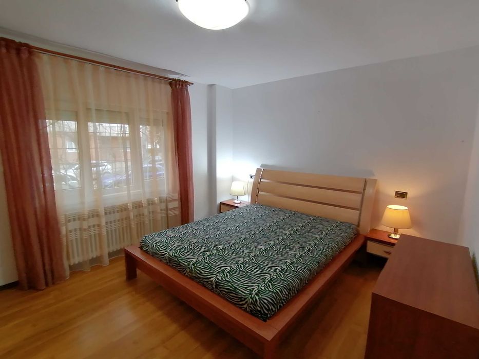 PROPRIETAR închiriez apartament 2camere spațios zona bl.Cetatii lângă Rolling, zona Bucovina