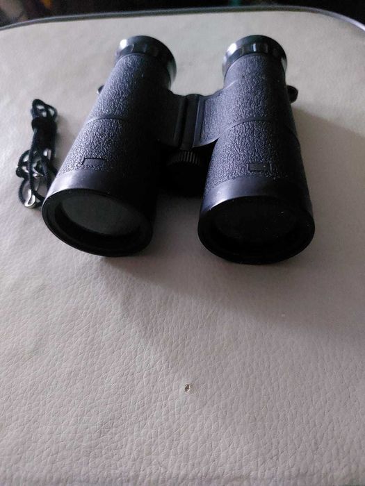 продам новый бинокль средней величины: 6\35