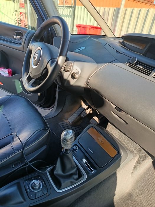 Renault Espace Inițiale Paris