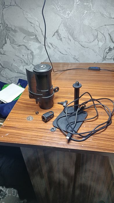 Microfon Stream Ovoz yozuish