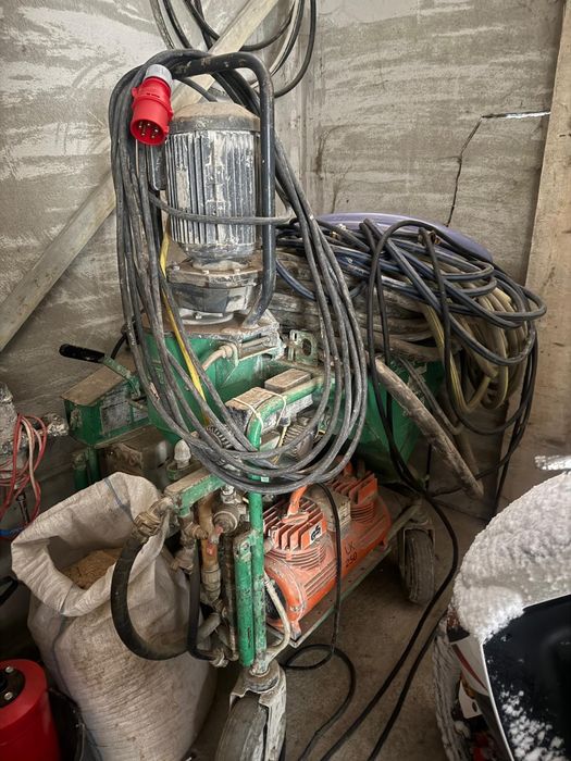 Pompa tencuit , generator