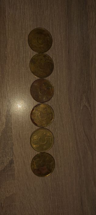 Монети от 5лв...