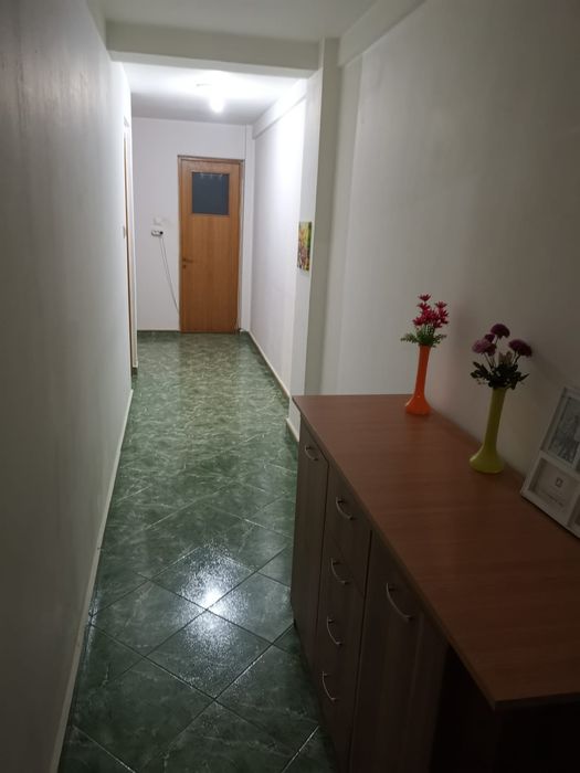 Vând apartament 3 camere