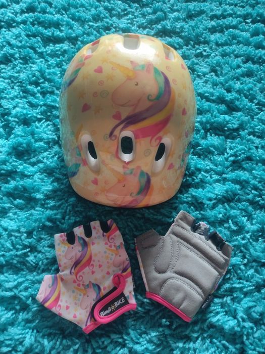 Cască de bicicletă cu mănuși