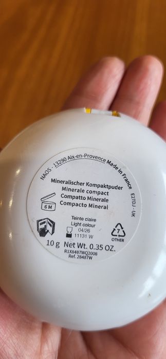 Пудра La roche и крем-пудра Bioderma