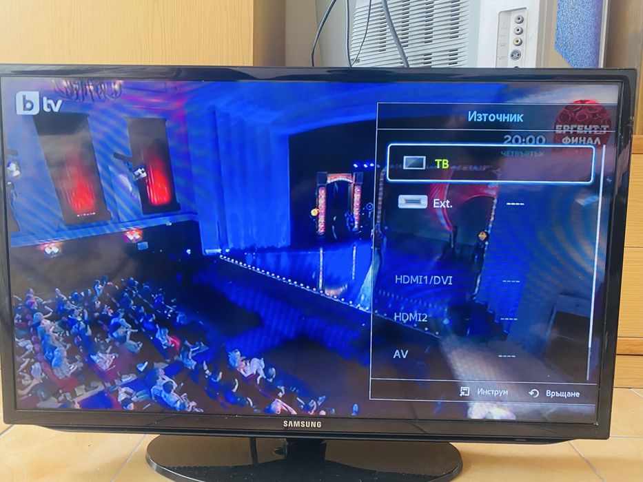 Samsung  32  , модел  : UE32EH5000 ,  Full HD