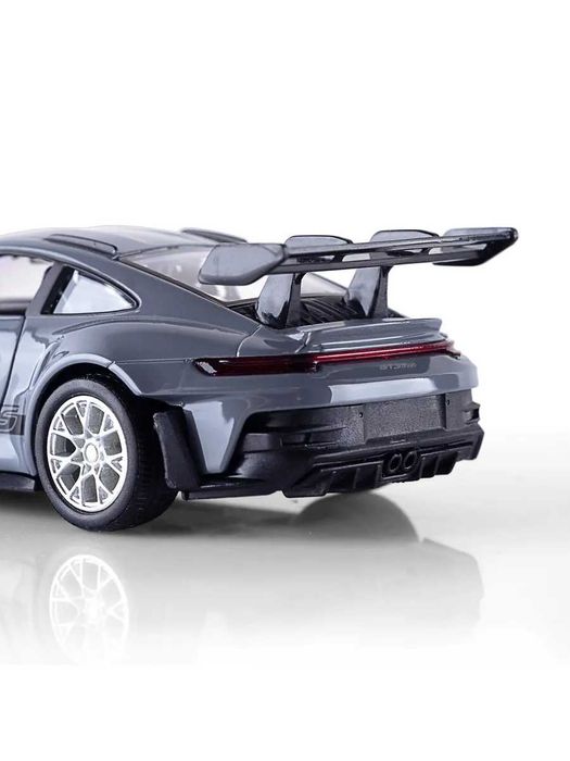 Колленкционная машинка металлическая Porsche 911 GT3 RS.
