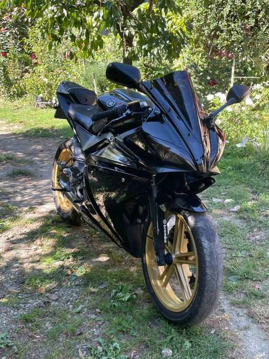 Yamaha yzf 125 cc
