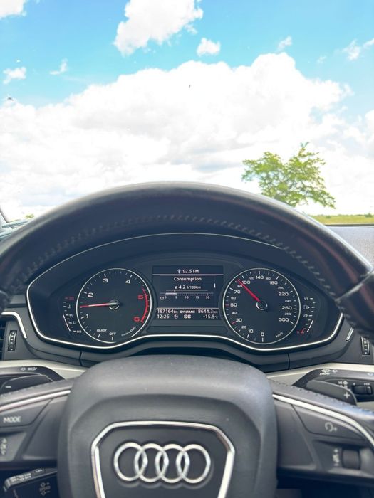 Vând audi A4 B9 stare perfectă