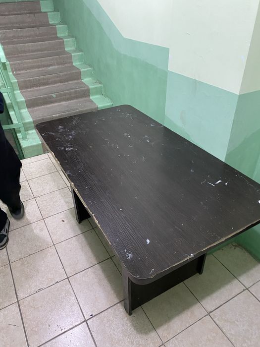 Кухонный стол стол