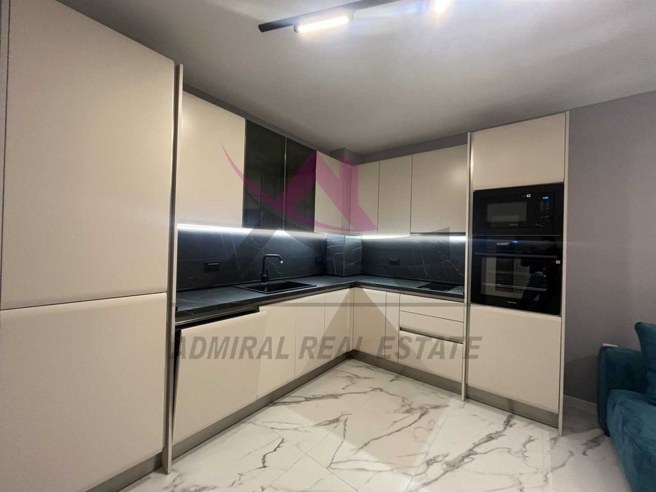 Дава се под наем Двустаен апартамент в Варна, Изгрев - 65 кв.м за 648.21 € - Снимка #2