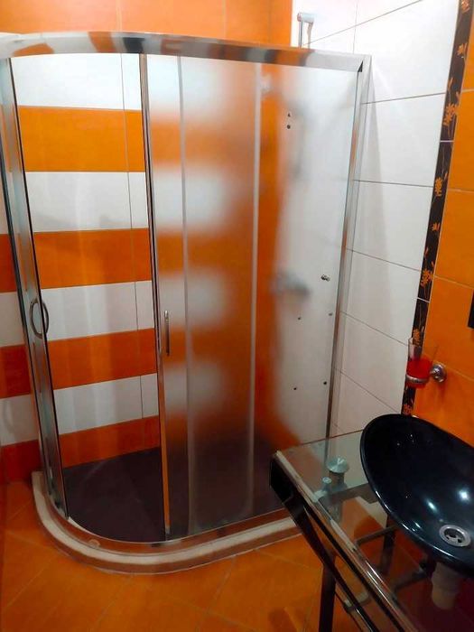 Дава се под наем Тристаен апартамент в Варна, Базар Левски - 90 кв.м за 765 € - Снимка #16