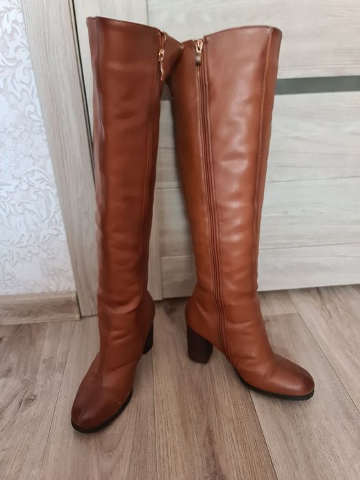 Зимние сапоги ботфорты