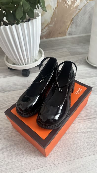 Классический обувь