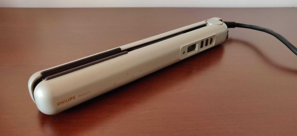 Placa de par ceramica Philips cu ioni de argint