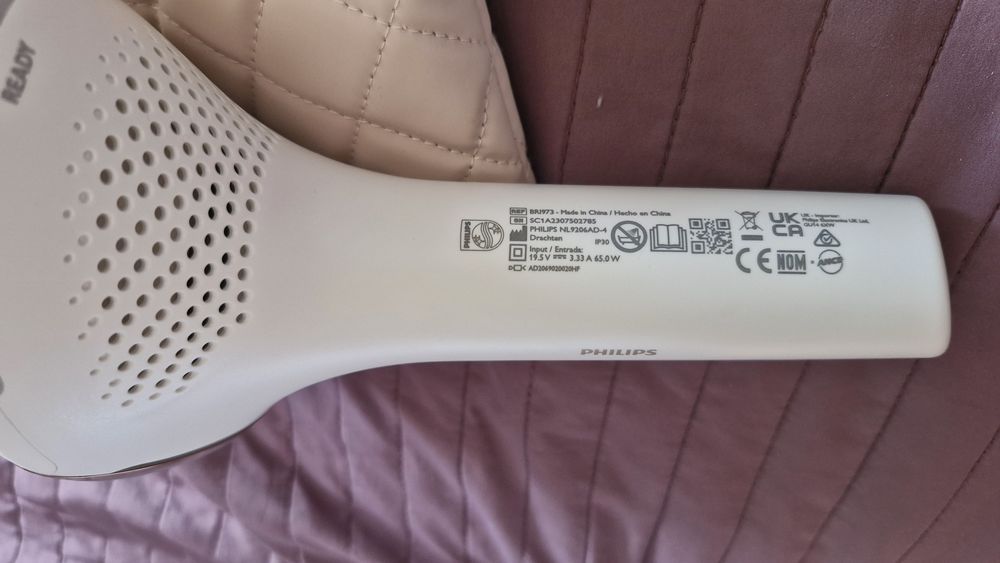Фотоепилатор Philips Lumea Series 9900 BRI973/00 (SenseIQ)
