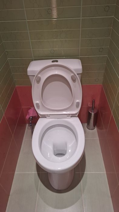 Продаётся унитаз Porta