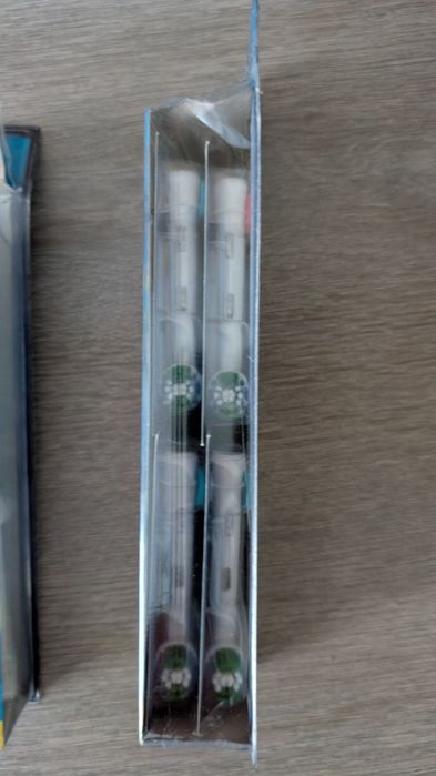 10 rezerve periuță electrica Oral B Precision Clean