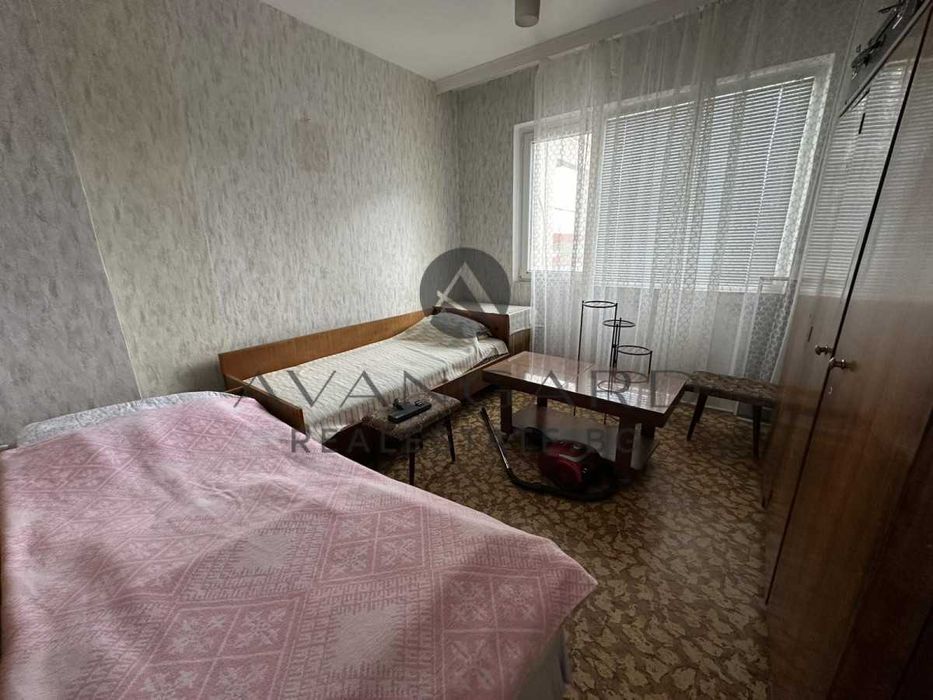 Продава се Тристаен апартамент в Пловдив, Кючук Париж - 96 кв.м за 1563 €/кв.м - Снимка #4