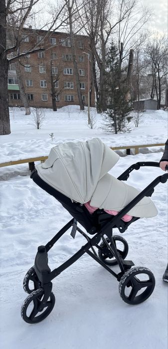 Продам коляску 2/1