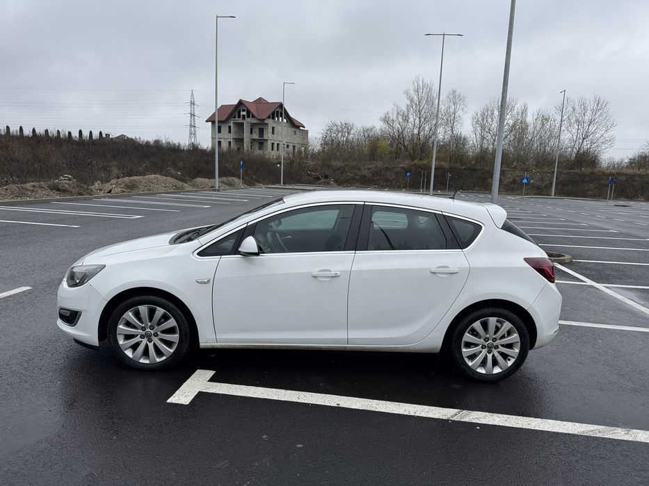 Opel Astra J 2014, 1.4 LPG 140cp (benzina+GPL)