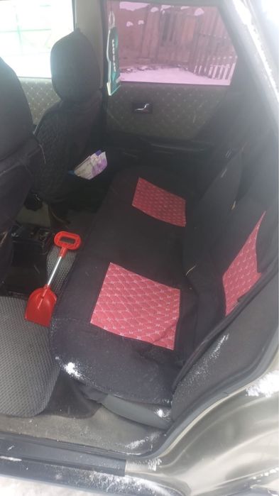 Продам машину Audi 80 1989г.