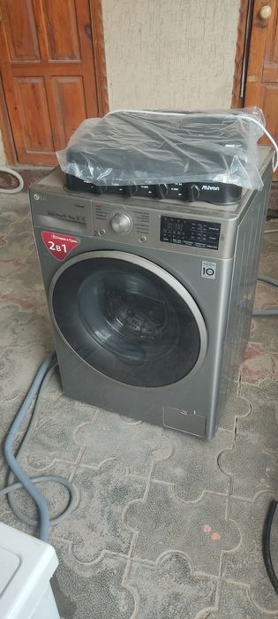 LG 9/5кг стиральная машина