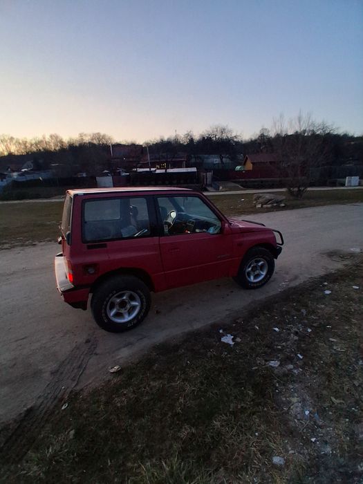 Vând suzuki vitara 1.6 8v