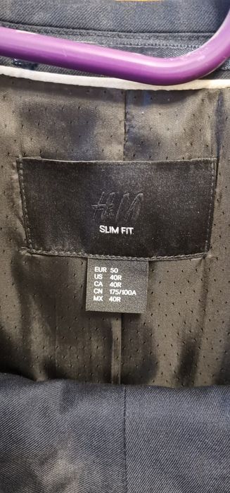 Costum bleumarin H&M Made în Bangladesh mărimea S