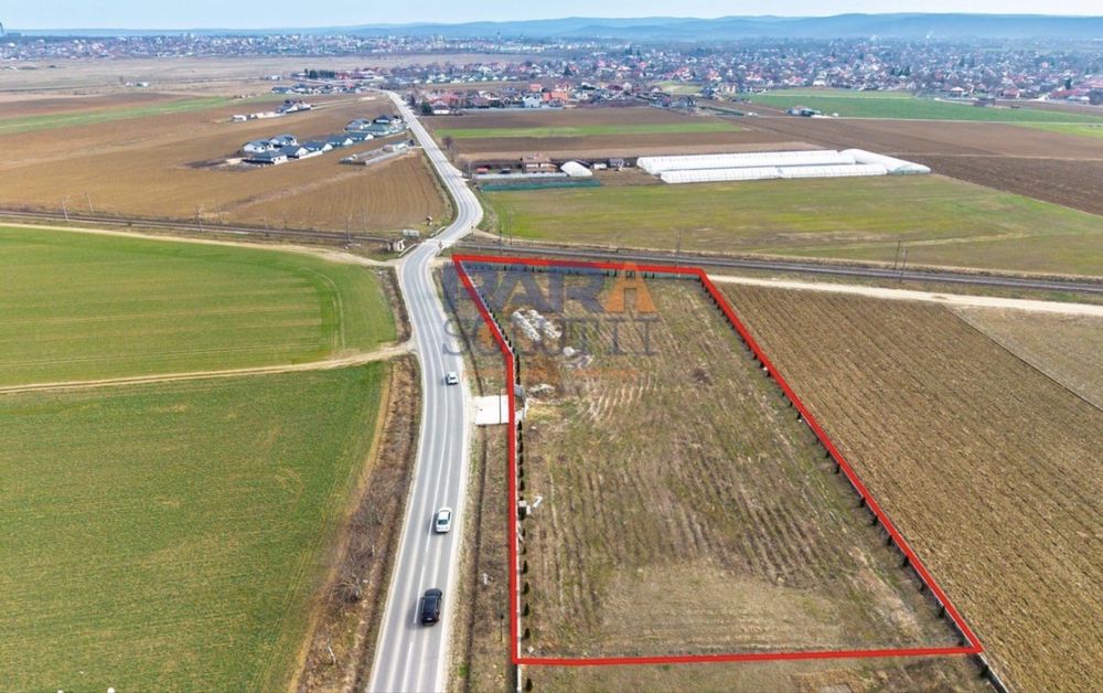 Teren intravilan 7.000mp RATE 12, 24, 36 luni  proiect cu 3 cladiri