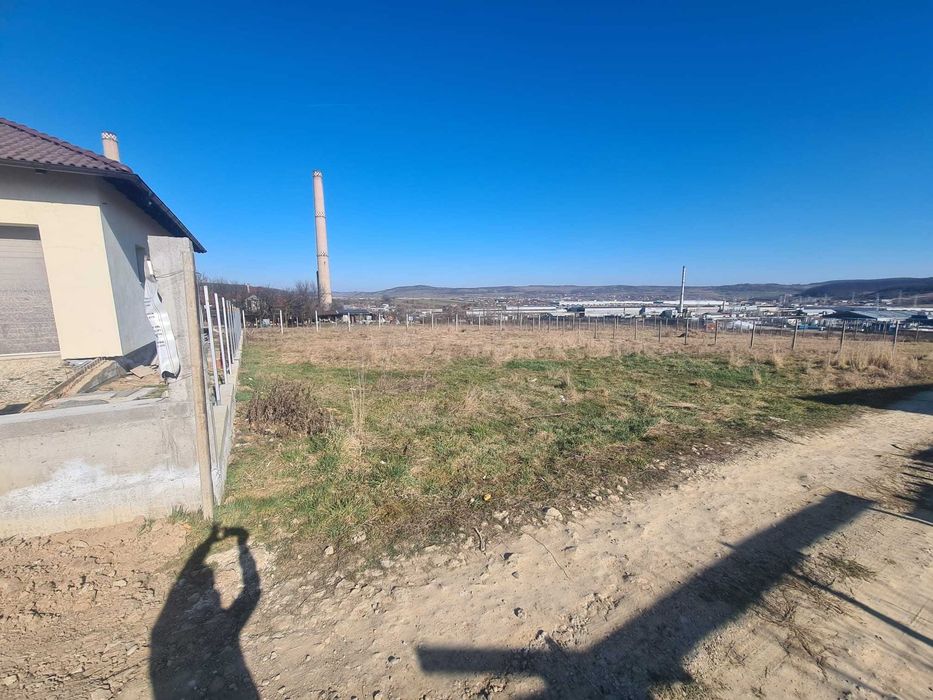 teren intravilan 803 mp strada Iasului