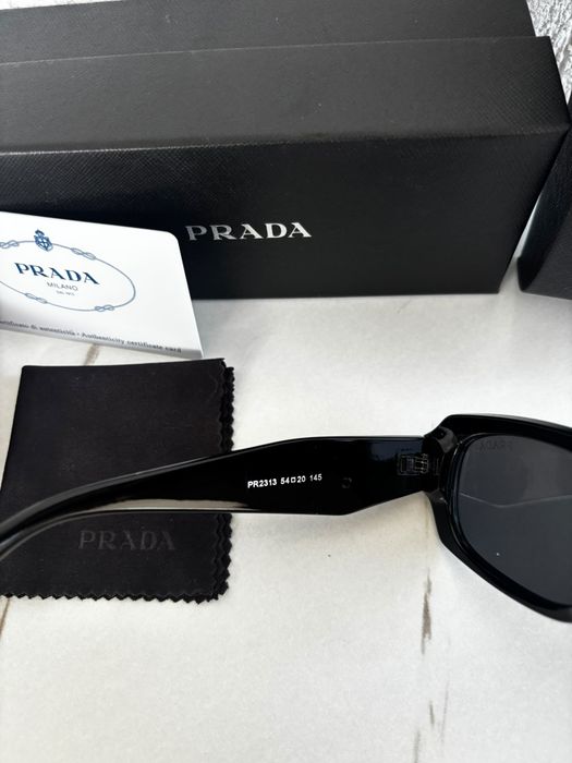 Ochelari Prada-Cadou Perfect-Noi-Urgent