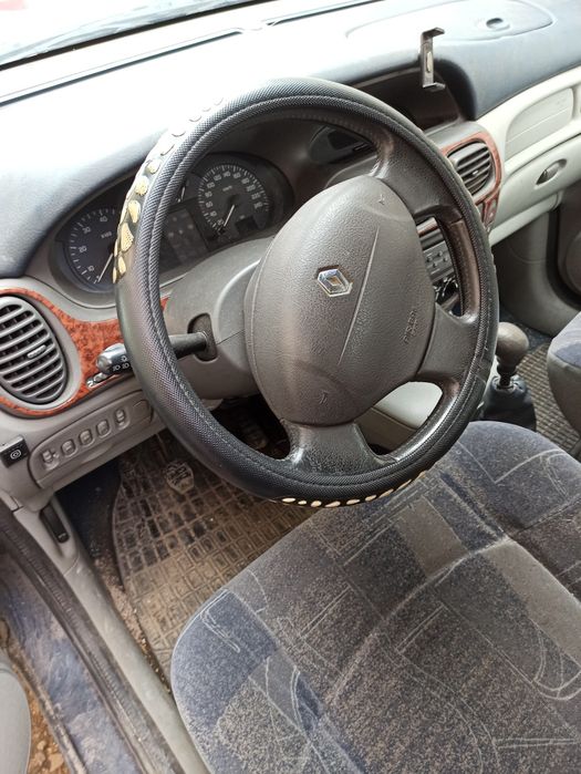 Рено Меган Сценик