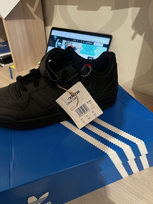 Adidas forum черный 10us