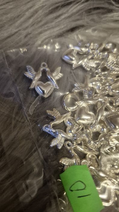Materiale pentru handmade.