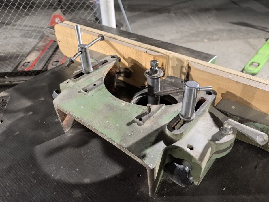 Фреза с карета с 4 вида обо, мт 4кв + още 12бр на склад