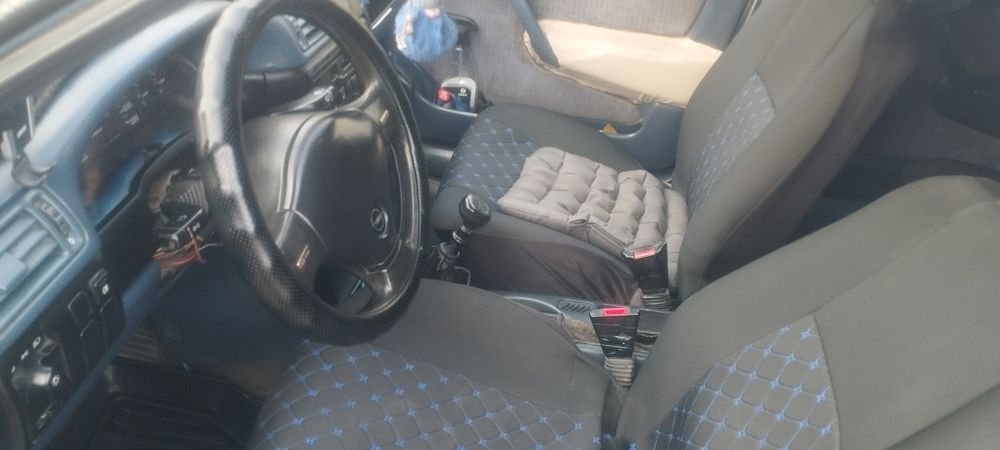 Продам срочно машыну