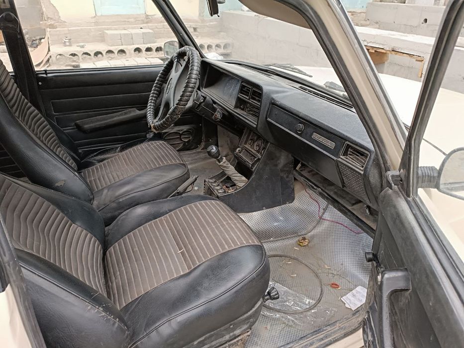 Jiguli sotiladi 2104