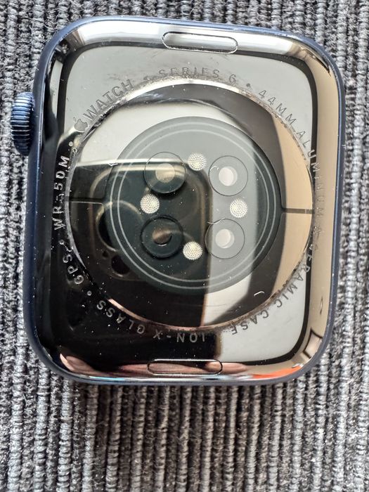 Smart watch 44 ceramic case apple