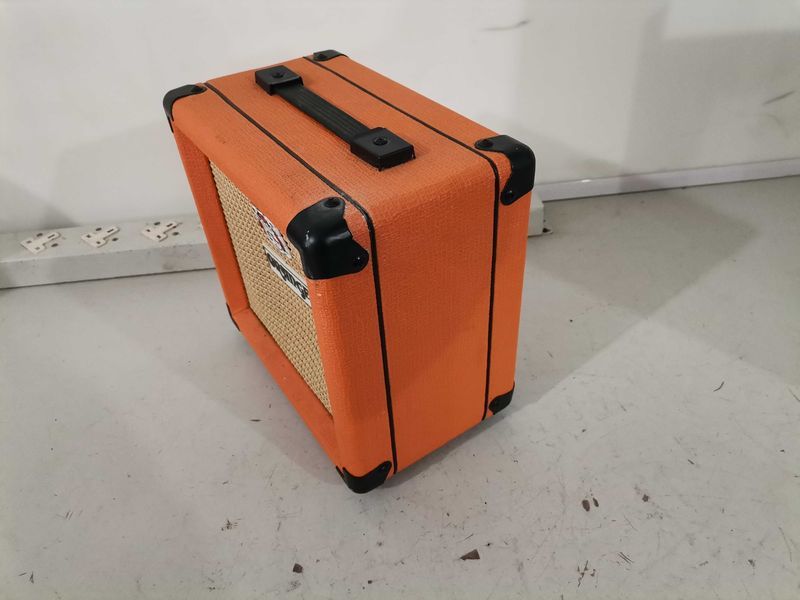 Кубе   -  Orange