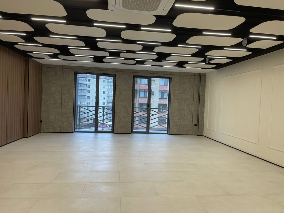 Офисные помещения 600 м2 Яккасарайский р-н (ТЛ).