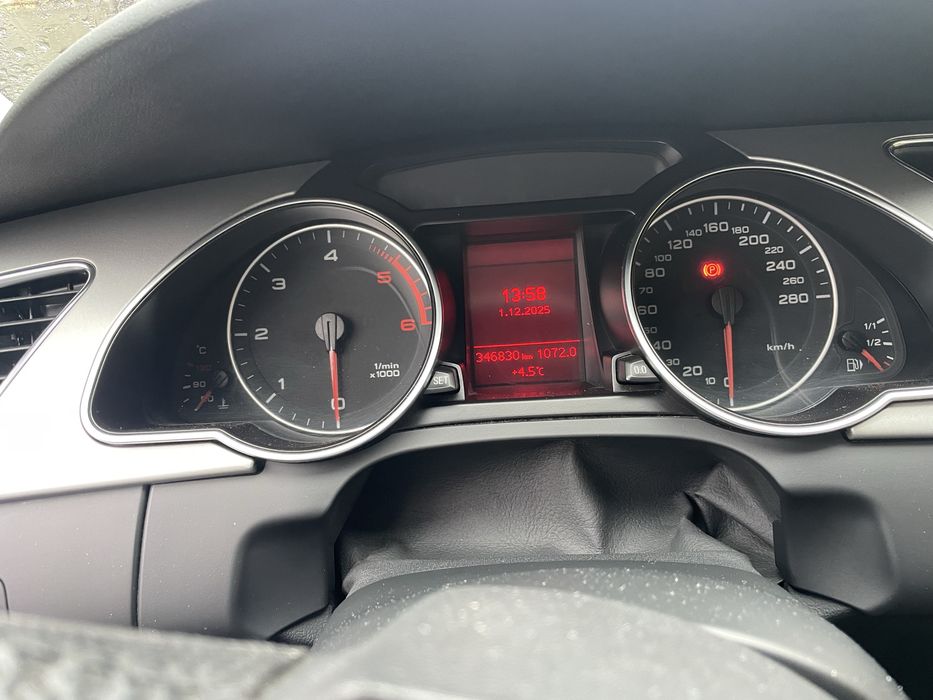 Audi A5 3.0 TDI | Piele/Alcantara | Clima | Pilot | Xenon Adaptiv |