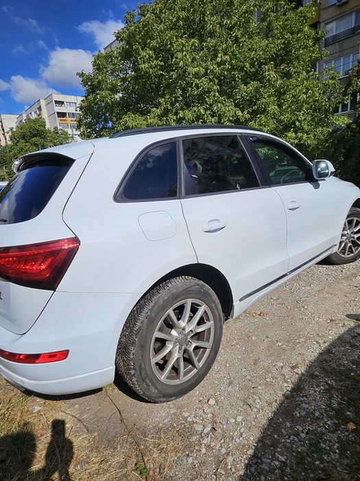 Ауди Q5 2013 г. Бензин