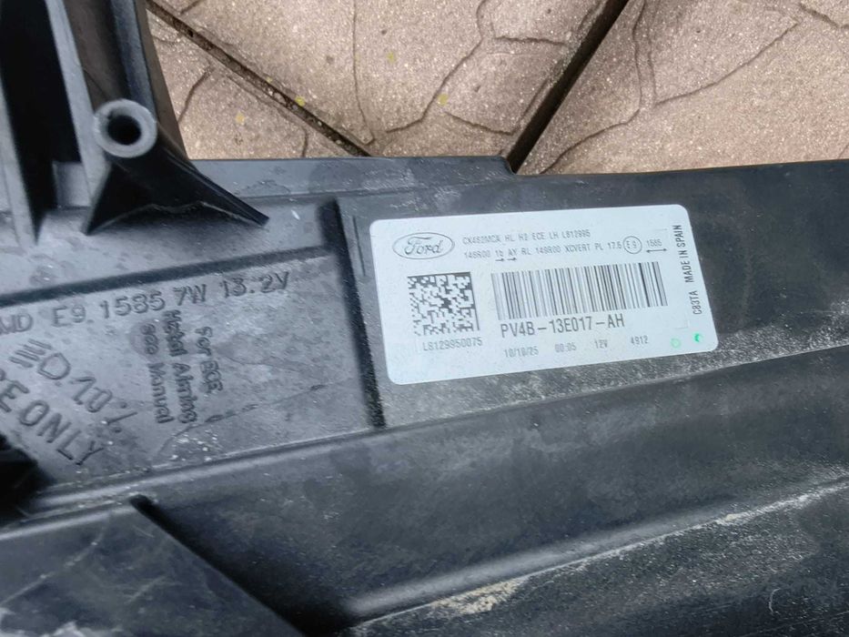 Far stanga MATRIX Full Led Ford Kuga decembrie 2025,Jantă aliaj R18 decembrie 2025