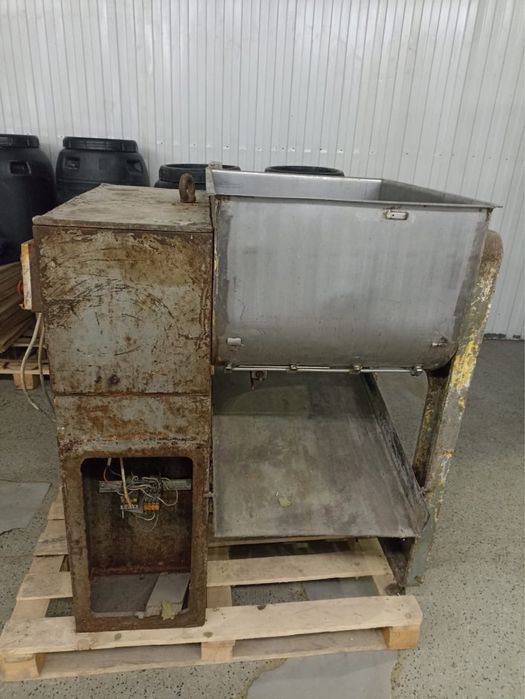 Сатылымда б/у тестомешалка