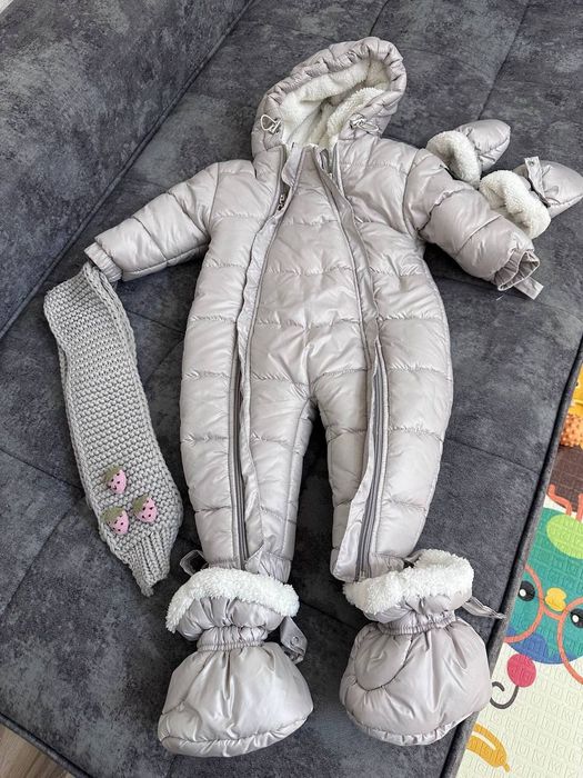 Продам детский комбинезон