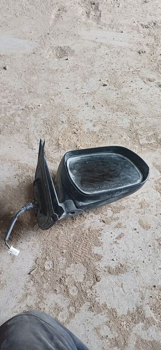 Зеркало заднего вида