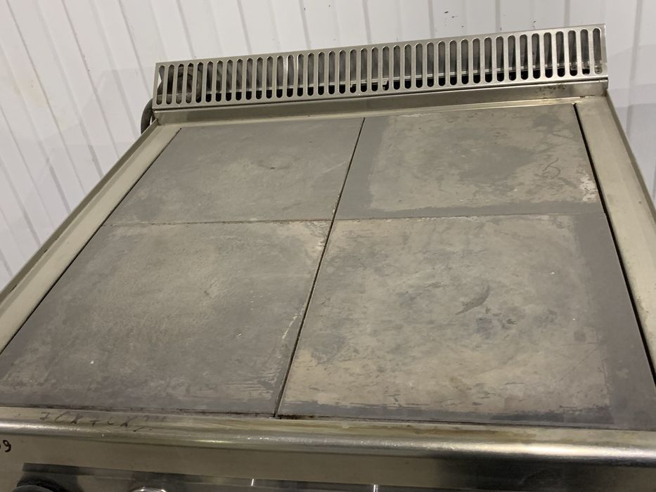 Плита б/у в отличном состоянии!!!