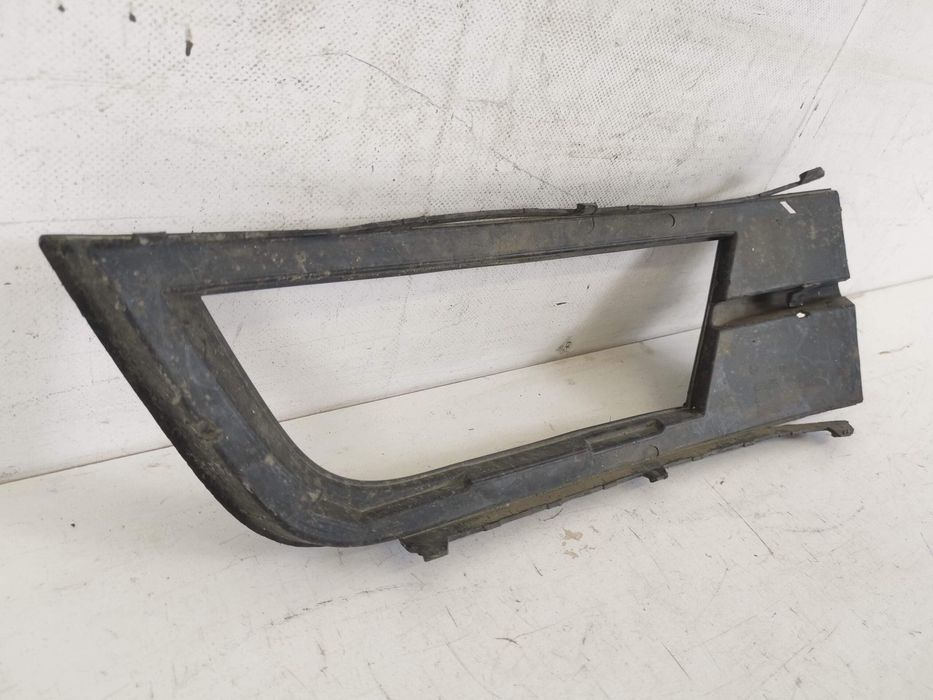 Ляв проекторен грил Шкода Октавия 3 / Skoda Octavia 3 Оригинален Ляв п